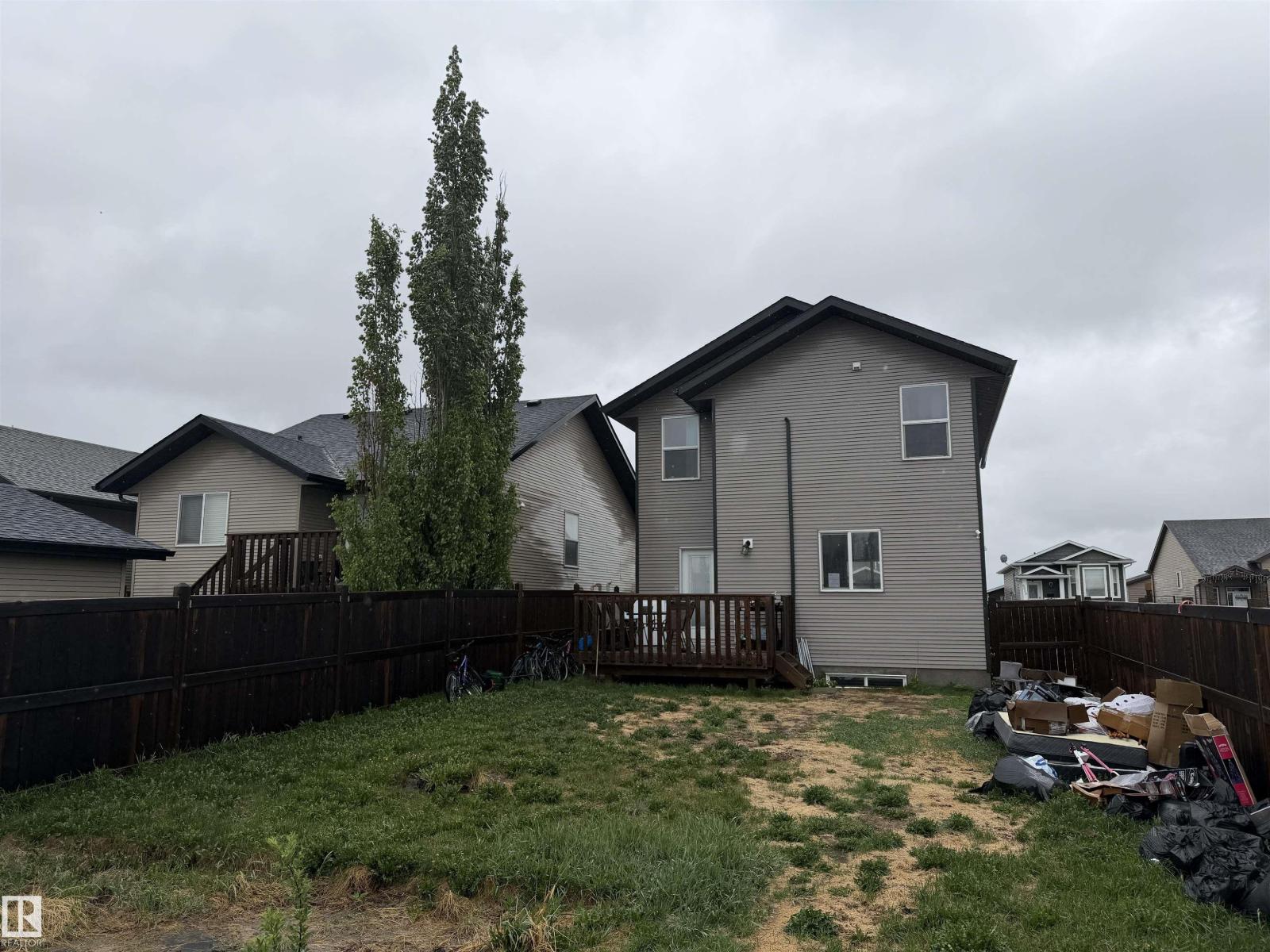 4038 56 Av Property Photo 22