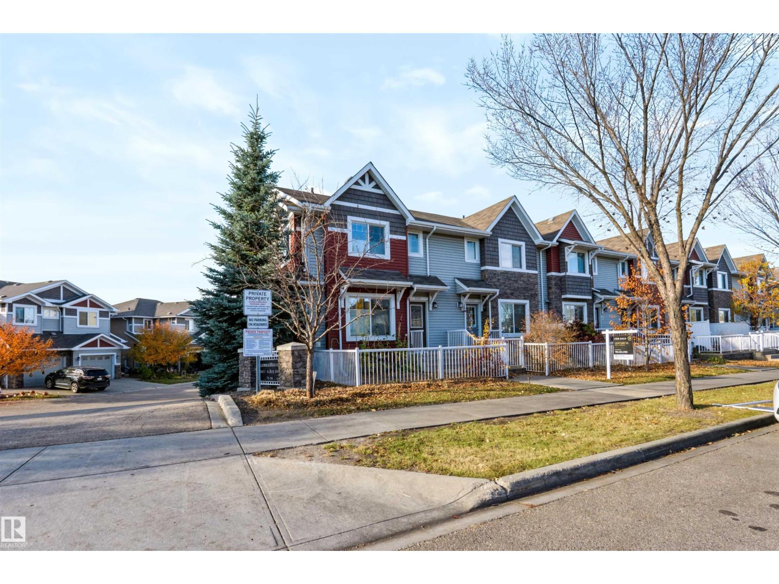5319 3 Av Sw Property Photo 2
