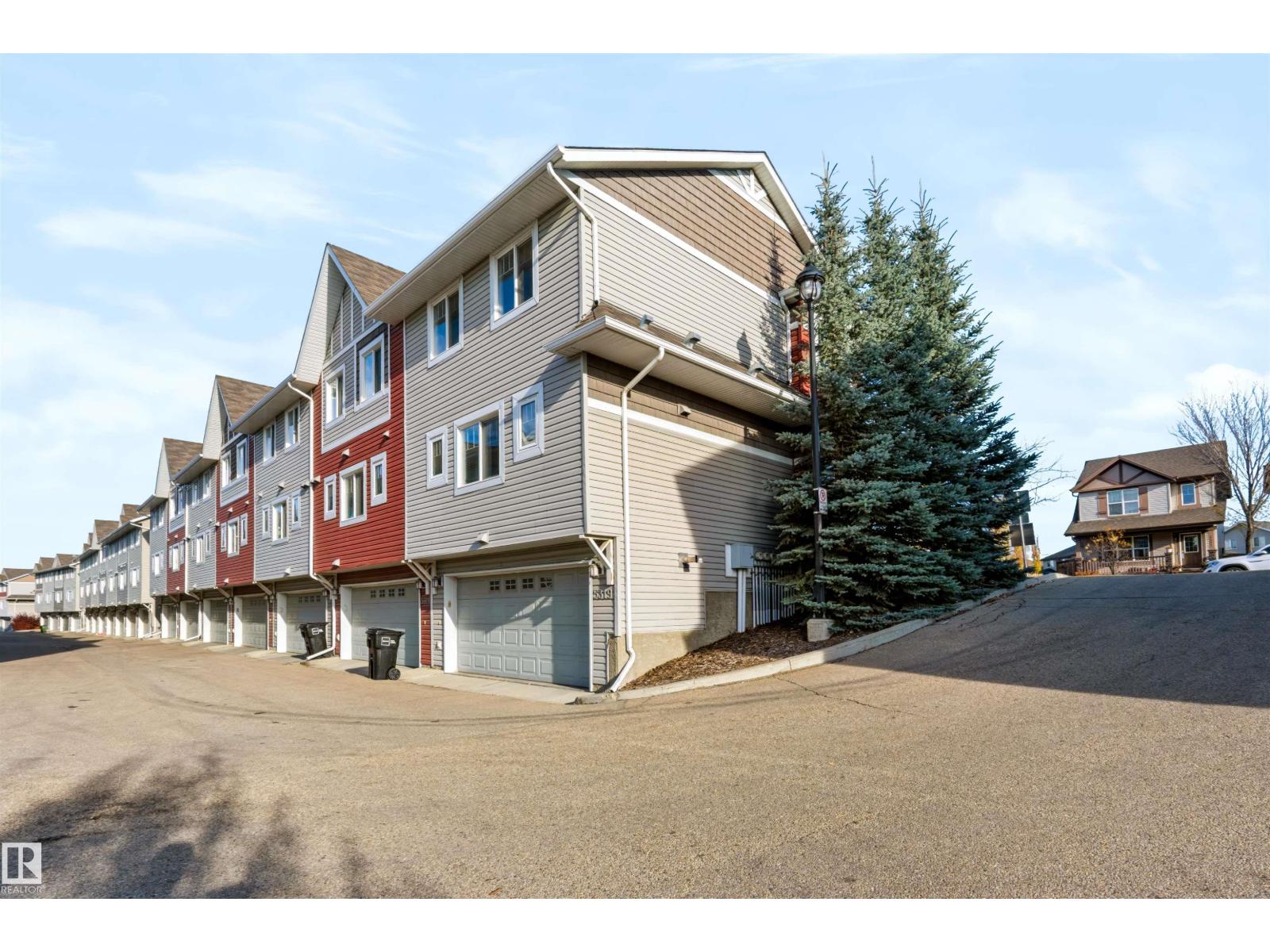 5319 3 Av Sw Property Photo 8