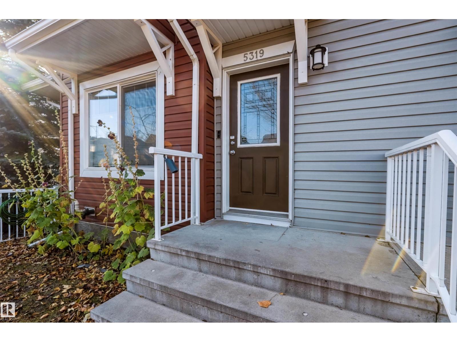 5319 3 Av Sw Property Photo 9