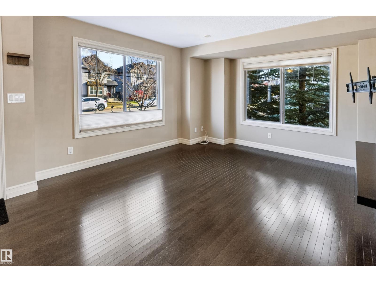 5319 3 Av Sw Property Photo 12