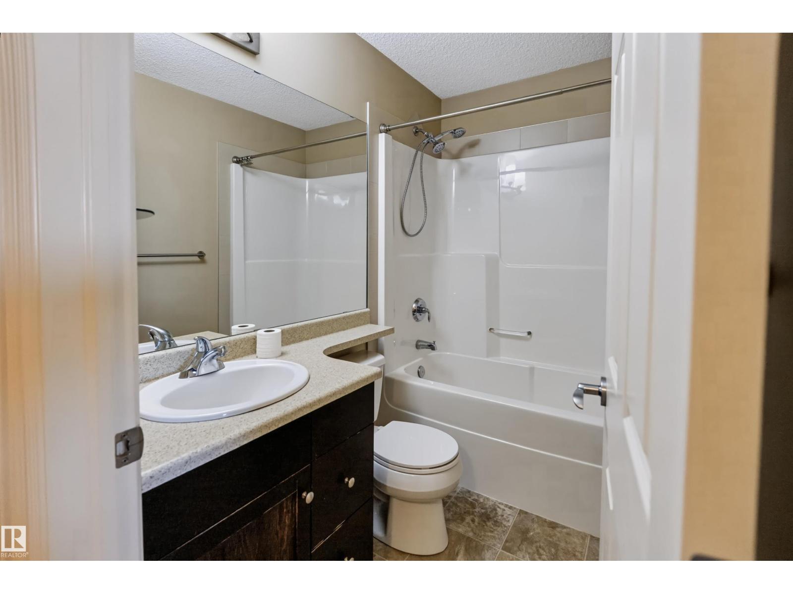 5319 3 Av Sw Property Photo 23
