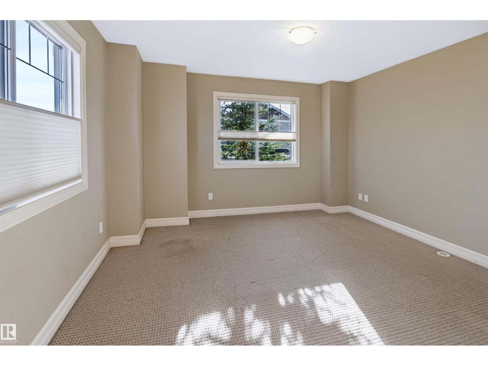 5319 3 Av Sw Property Photo 26