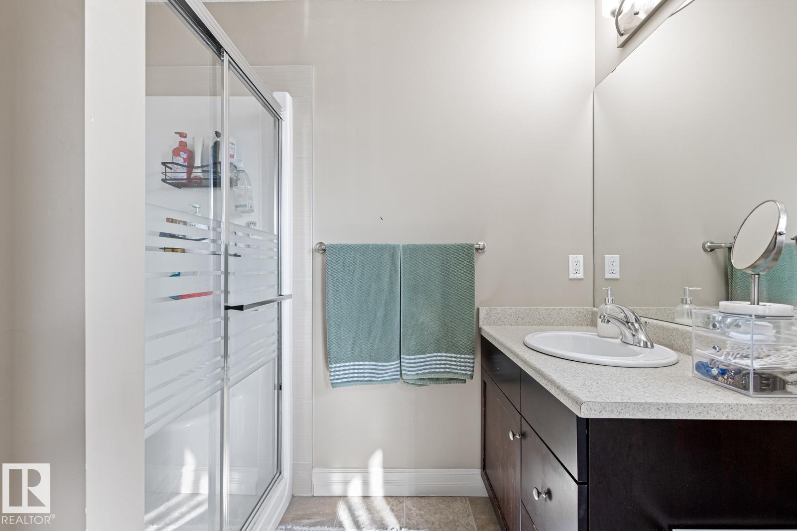 5319 3 Av Sw Property Photo 27