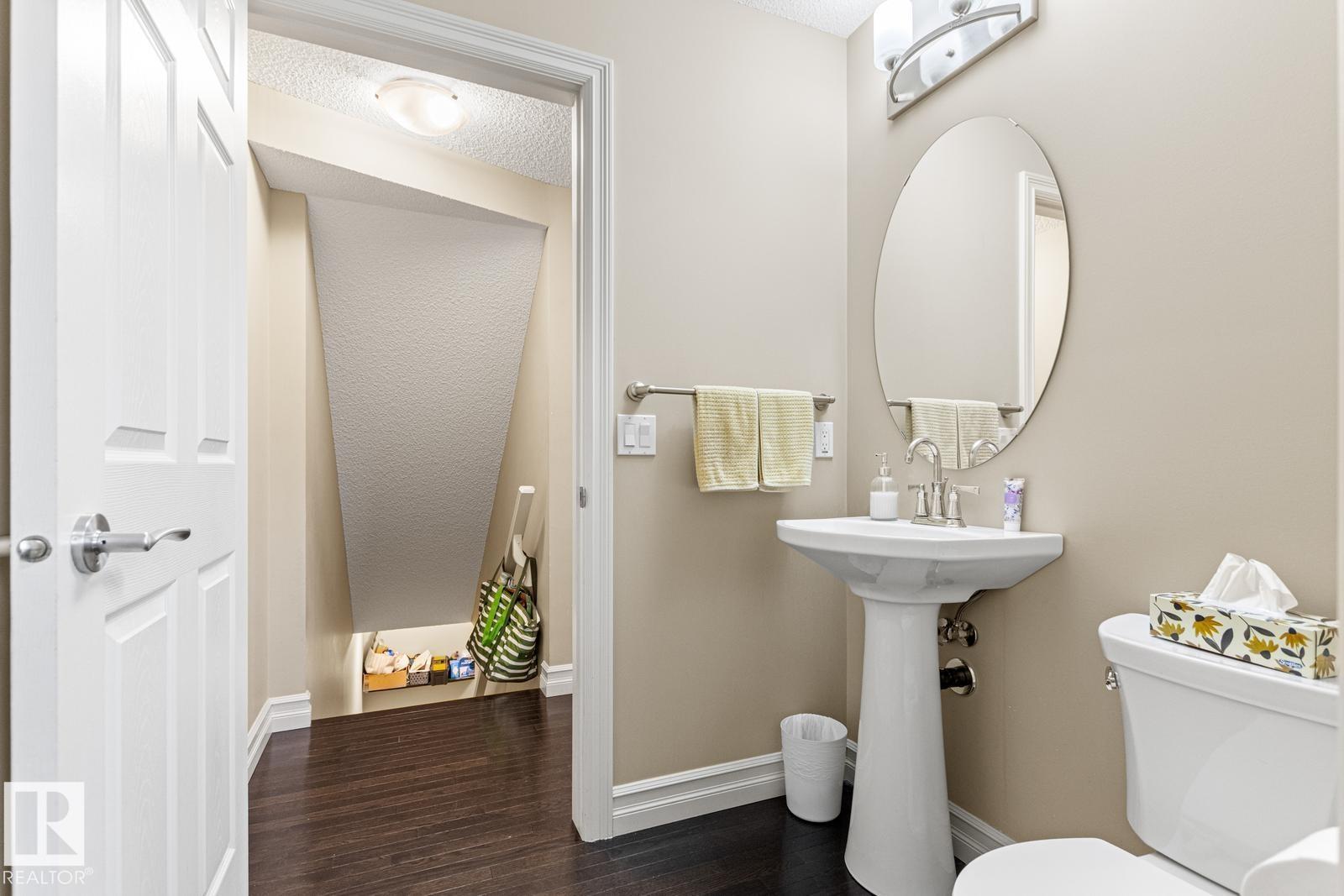 5319 3 Av Sw Property Photo 29