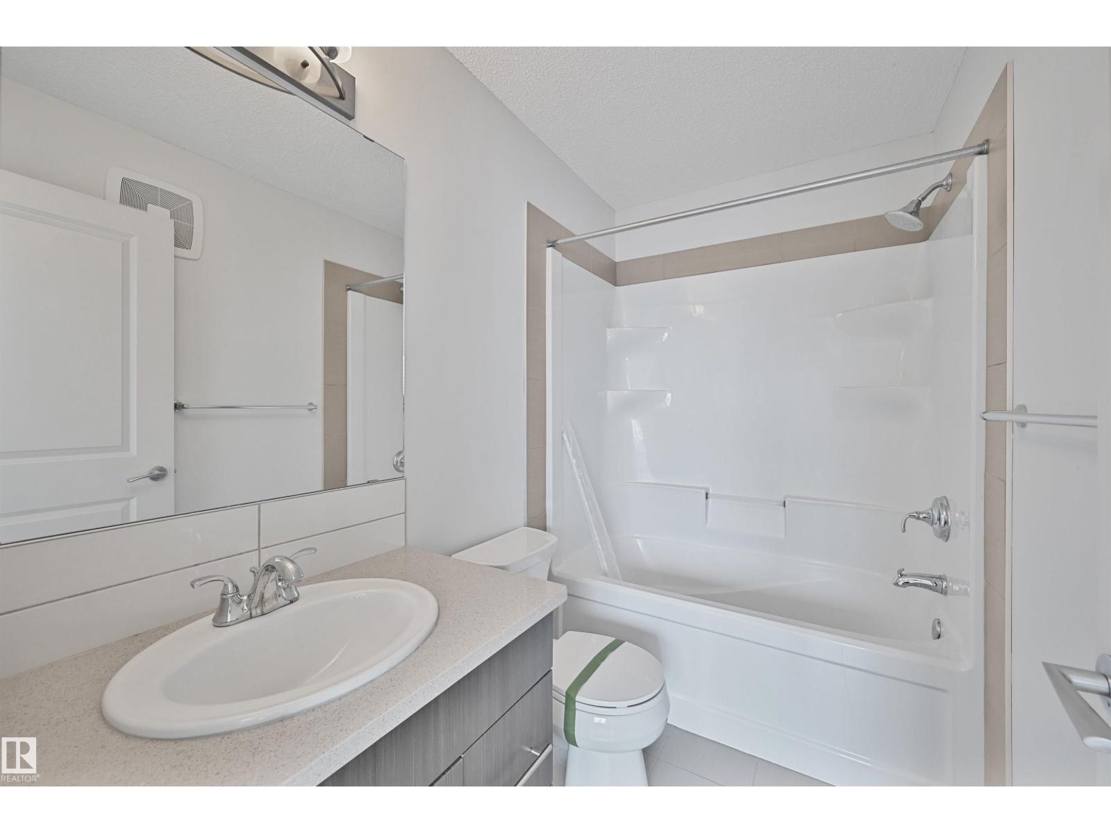 #35 2922 Maple Wy Nw Property Photo 18