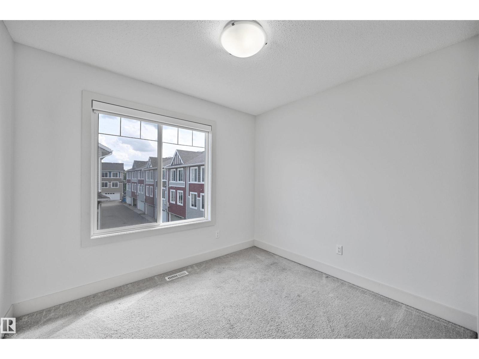 #35 2922 Maple Wy Nw Property Photo 20