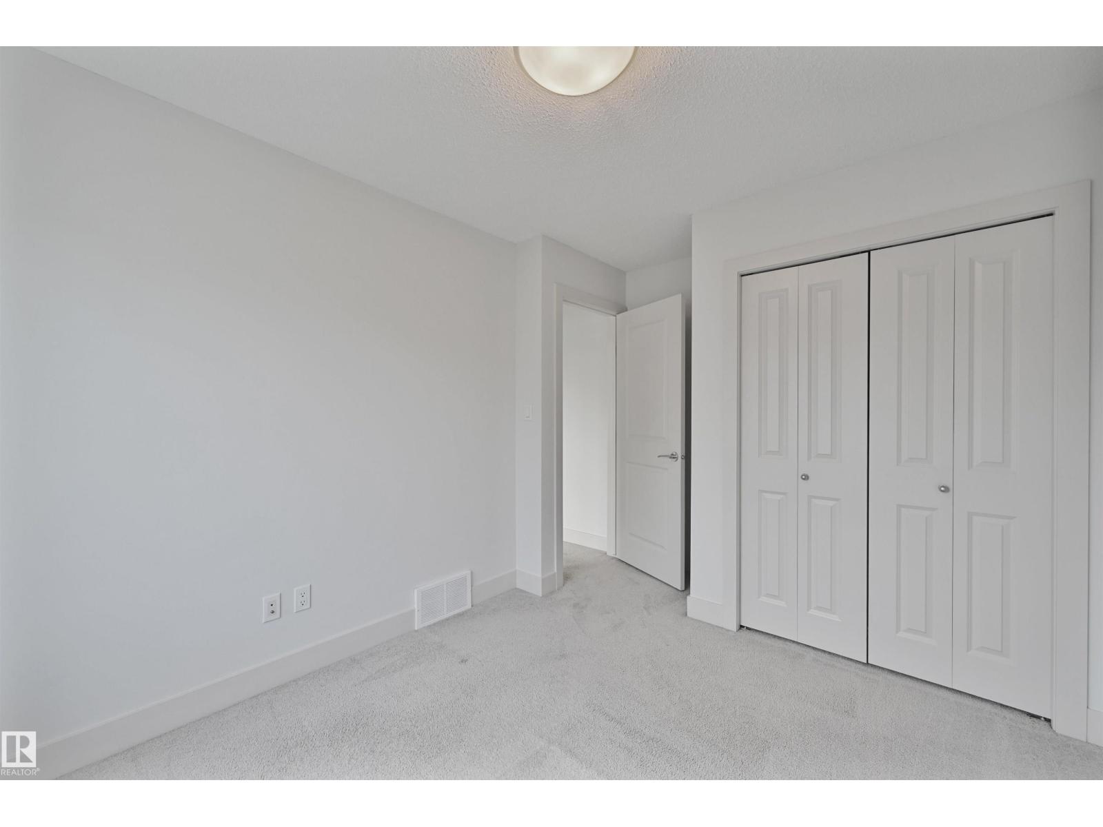 #35 2922 Maple Wy Nw Property Photo 24