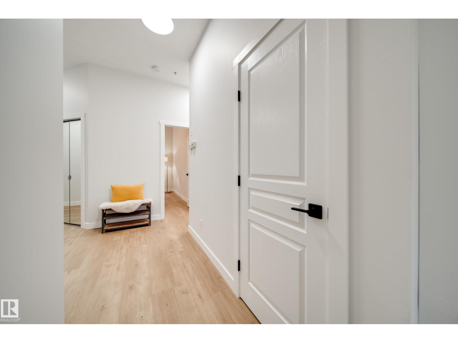 #228 10531 117 St Nw Property Photo 11