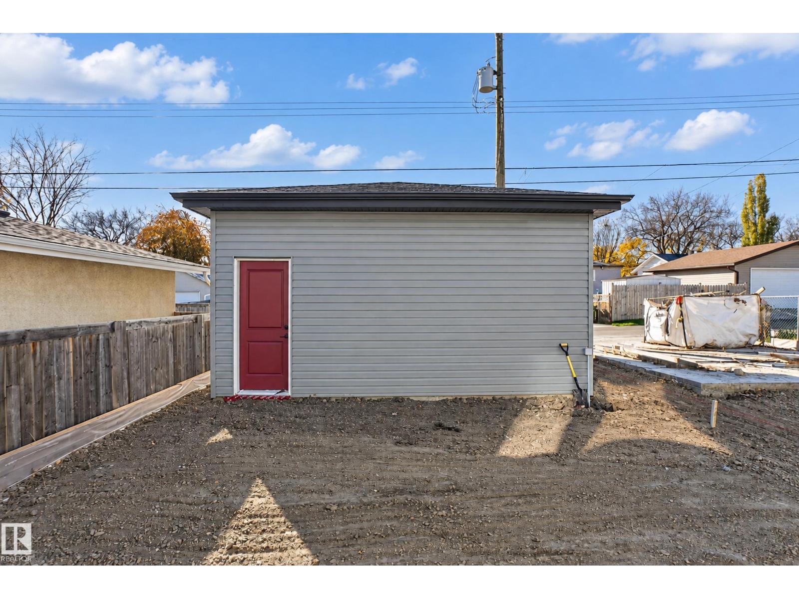3605 112 Av Nw Nw Property Photo 37