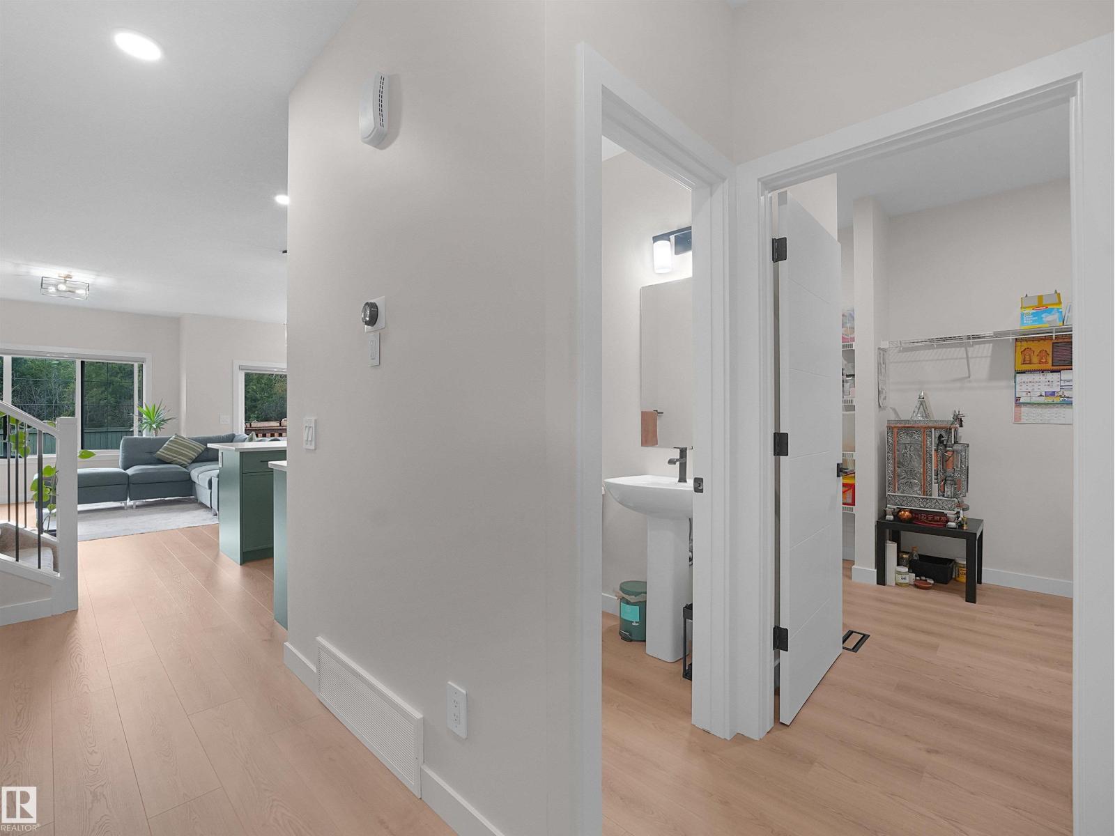 3724 214 St Nw Property Photo 3