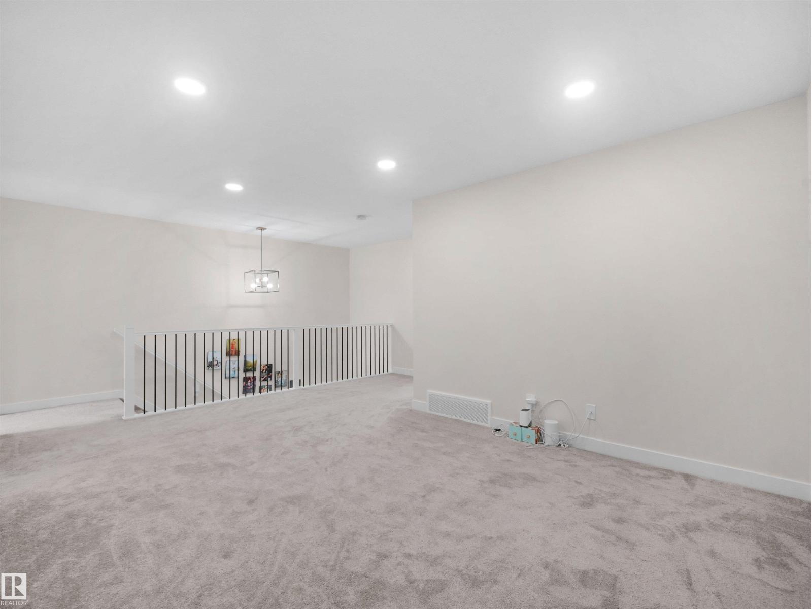 3724 214 St Nw Property Photo 21