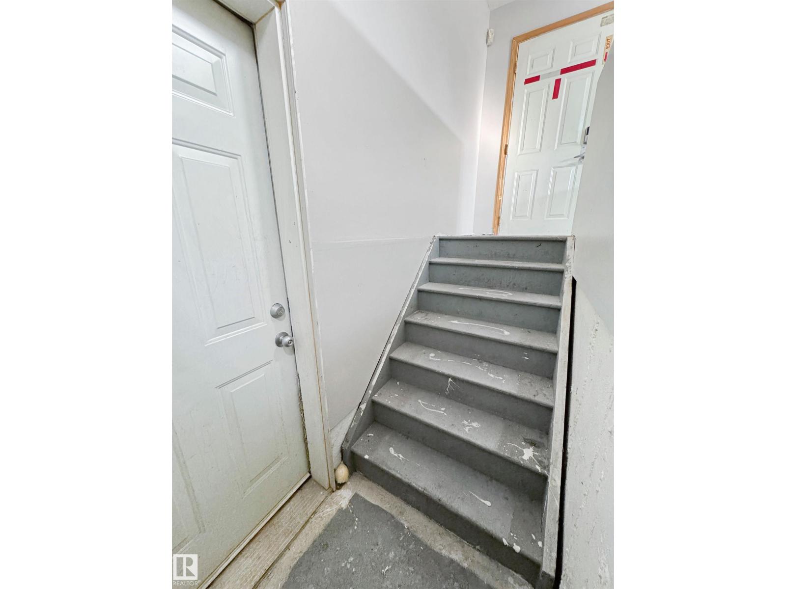 8010 166a Av Nw Property Photo 5