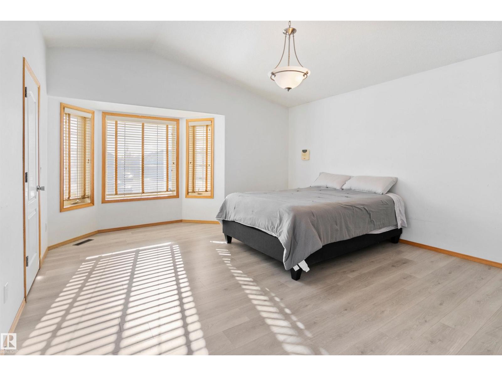 8010 166a Av Nw Property Photo 20