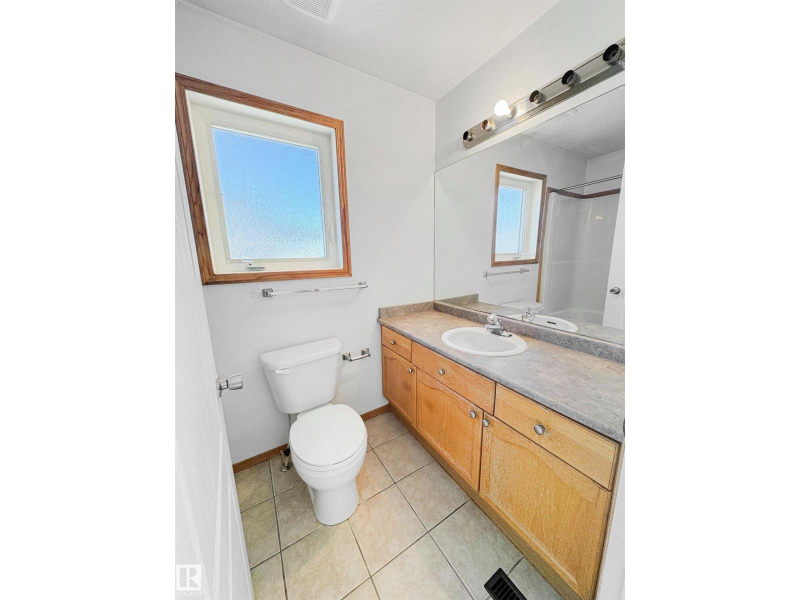 8010 166a Av Nw Property Photo 23