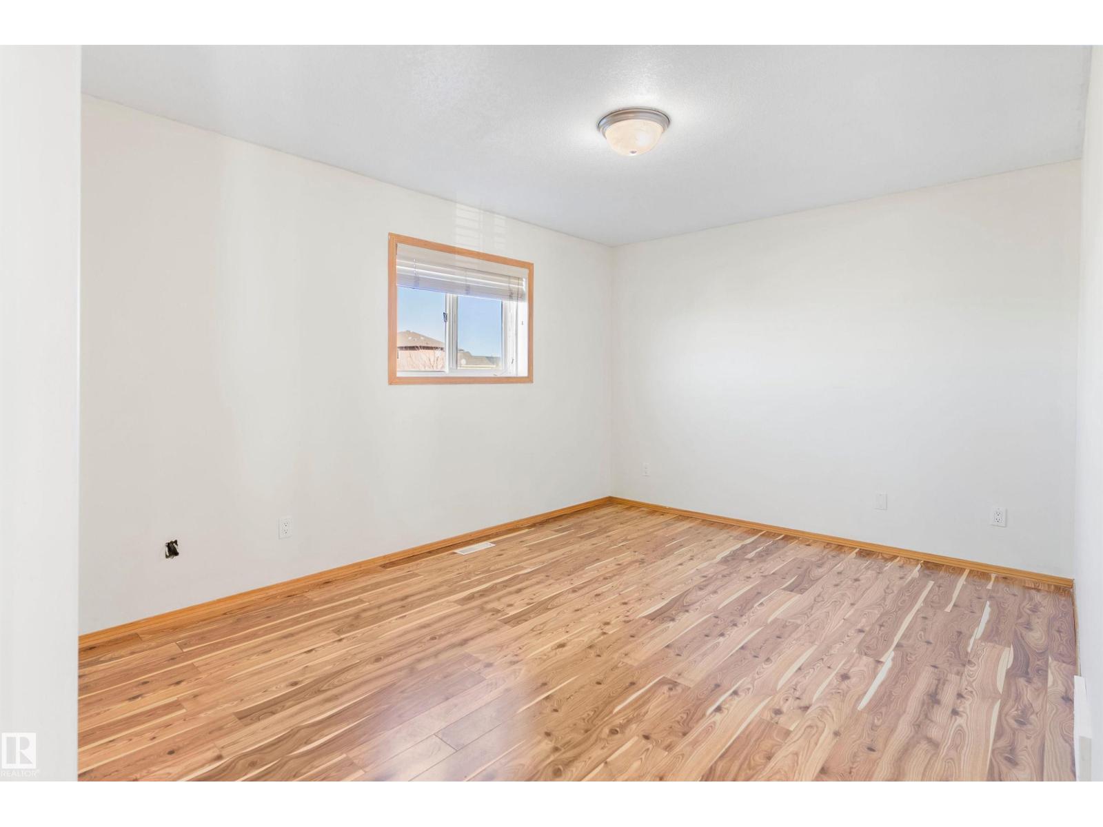8010 166a Av Nw Property Photo 26