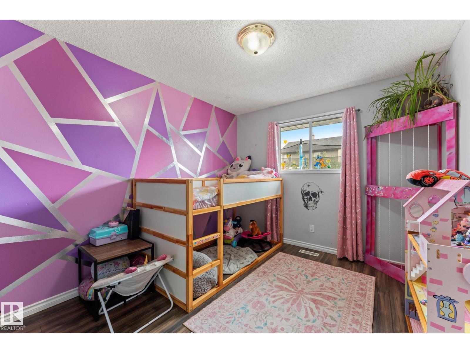 17607 91 St Nw Property Photo 17