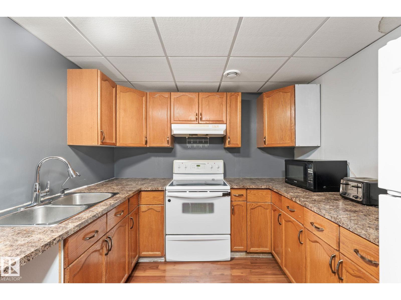 17607 91 St Nw Property Photo 29
