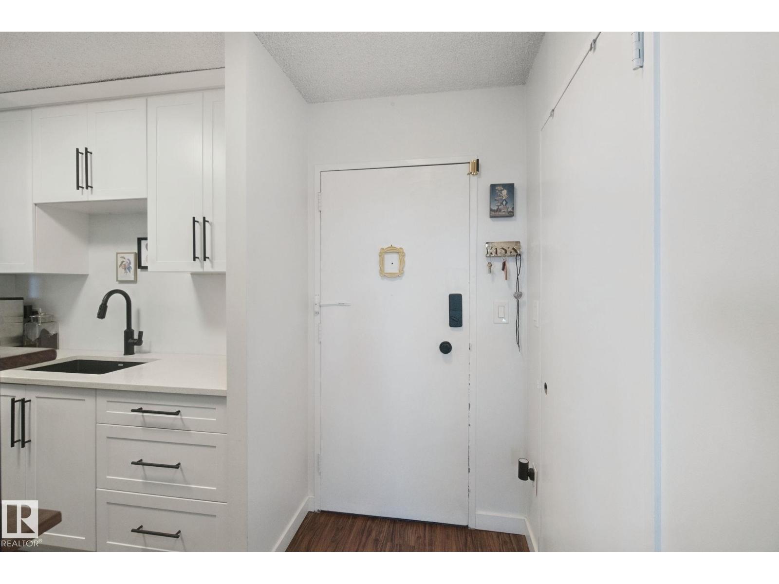 #1114 13910 Stony Plain Rd Nw Property Photo 17