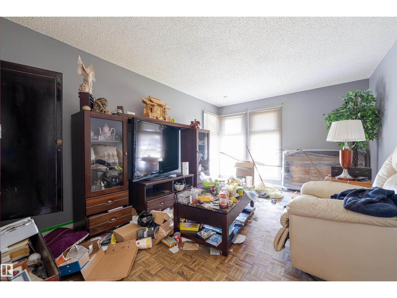 9224 82 St Property Photo 16