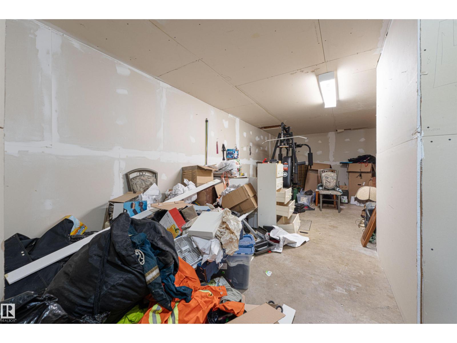 9224 82 St Property Photo 30