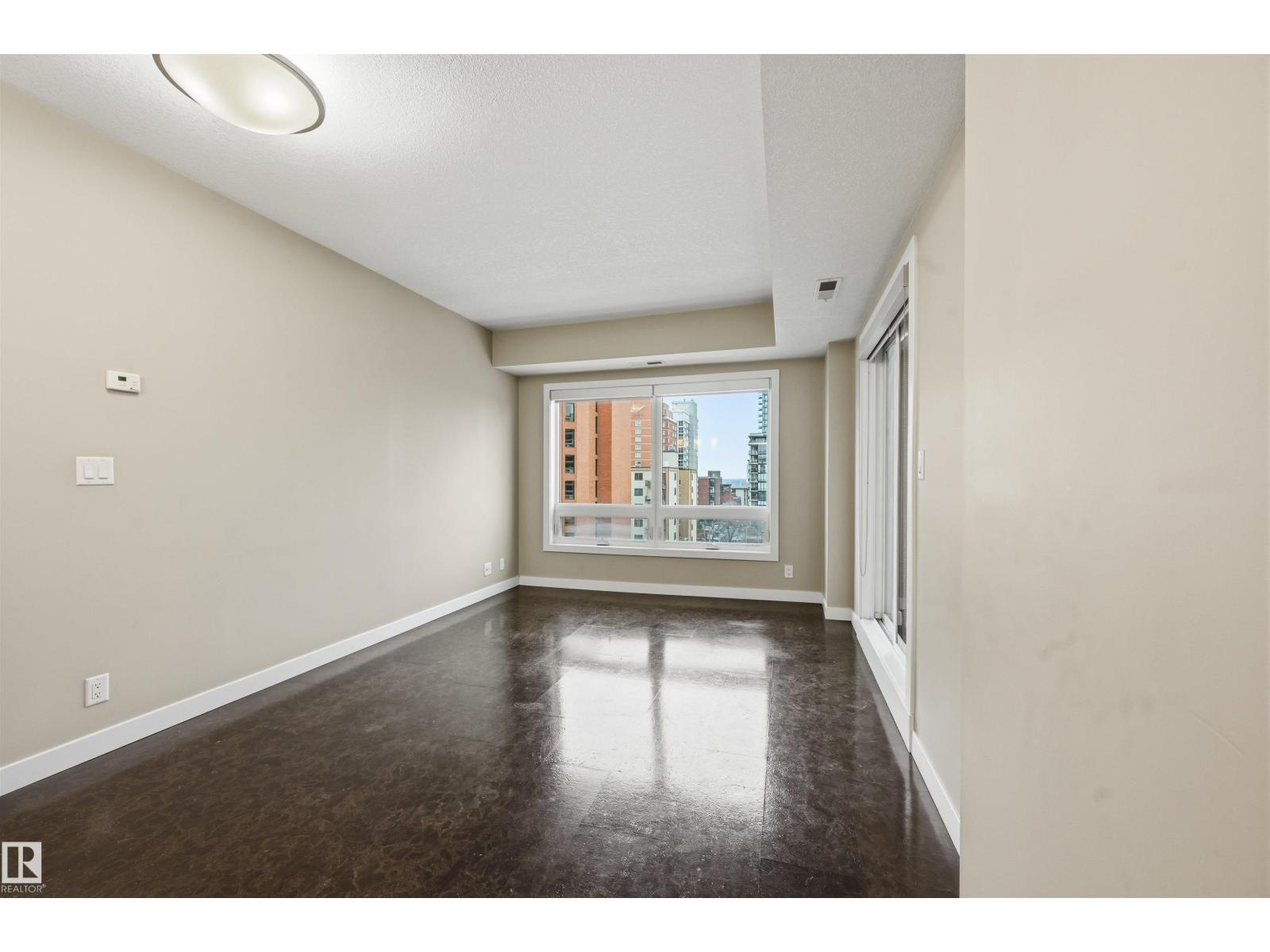 #805 10055 118 St Nw Property Photo 3
