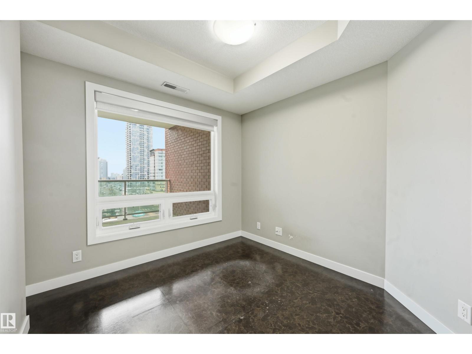 #805 10055 118 St Nw Property Photo 22
