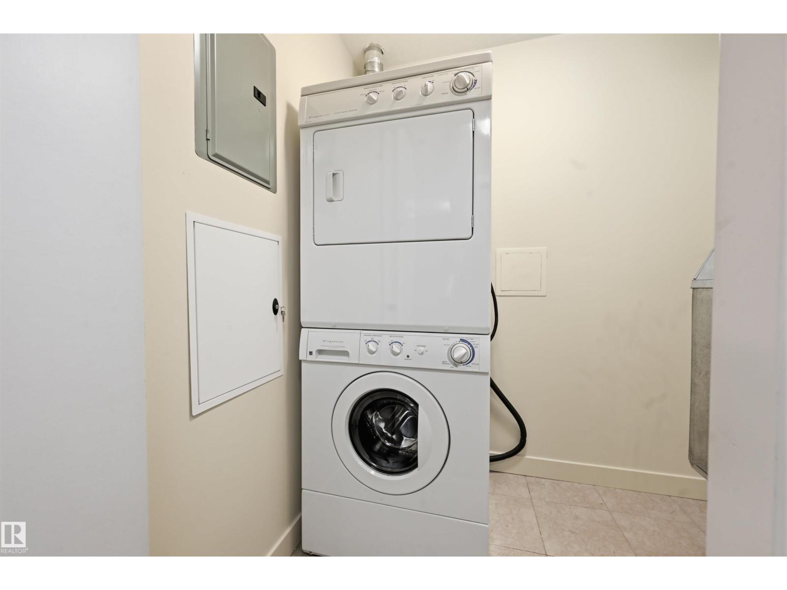 #805 10055 118 St Nw Property Photo 24