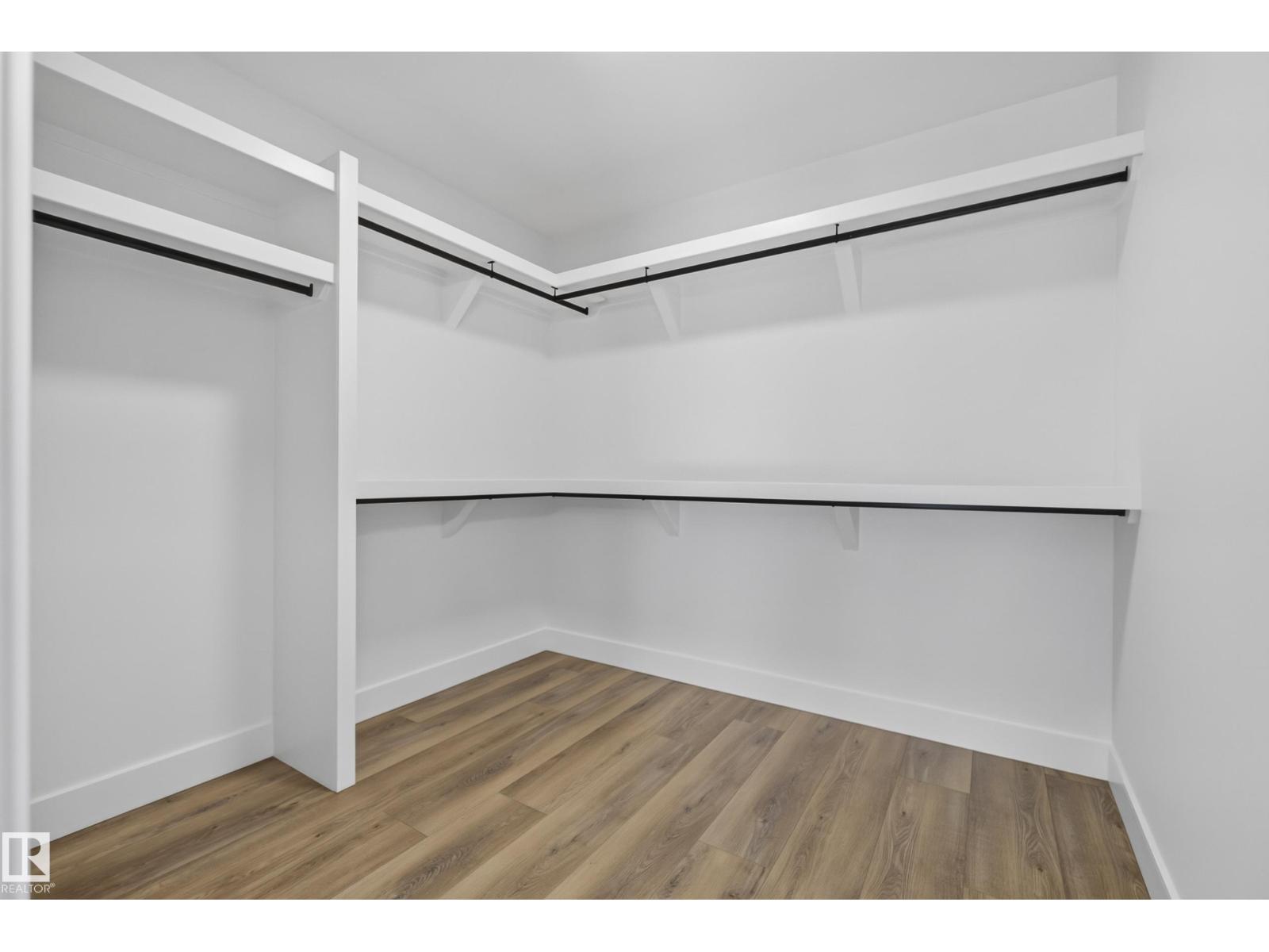 35 Sydwyck Ci Property Photo 53