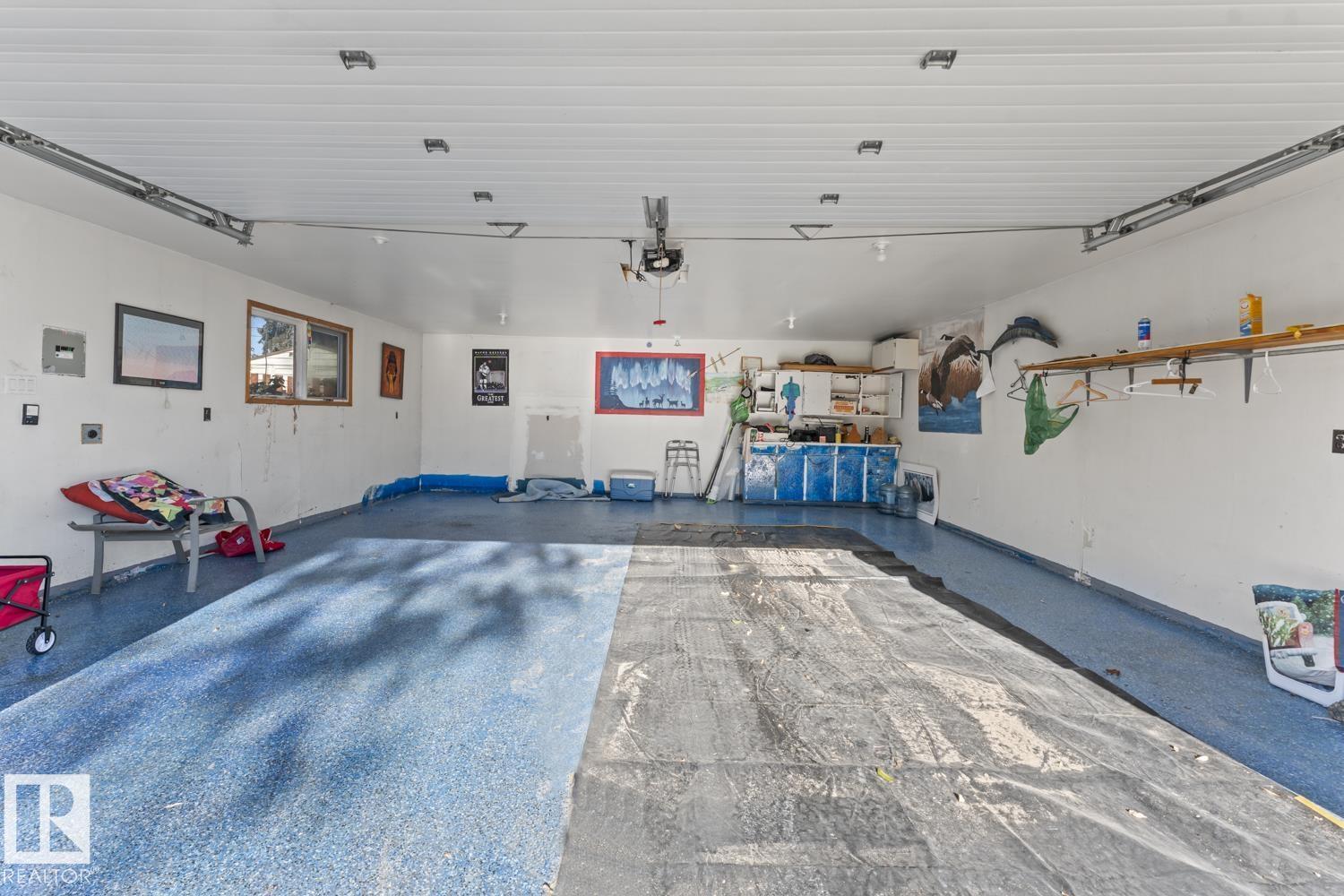 5019 45 St Property Photo 13