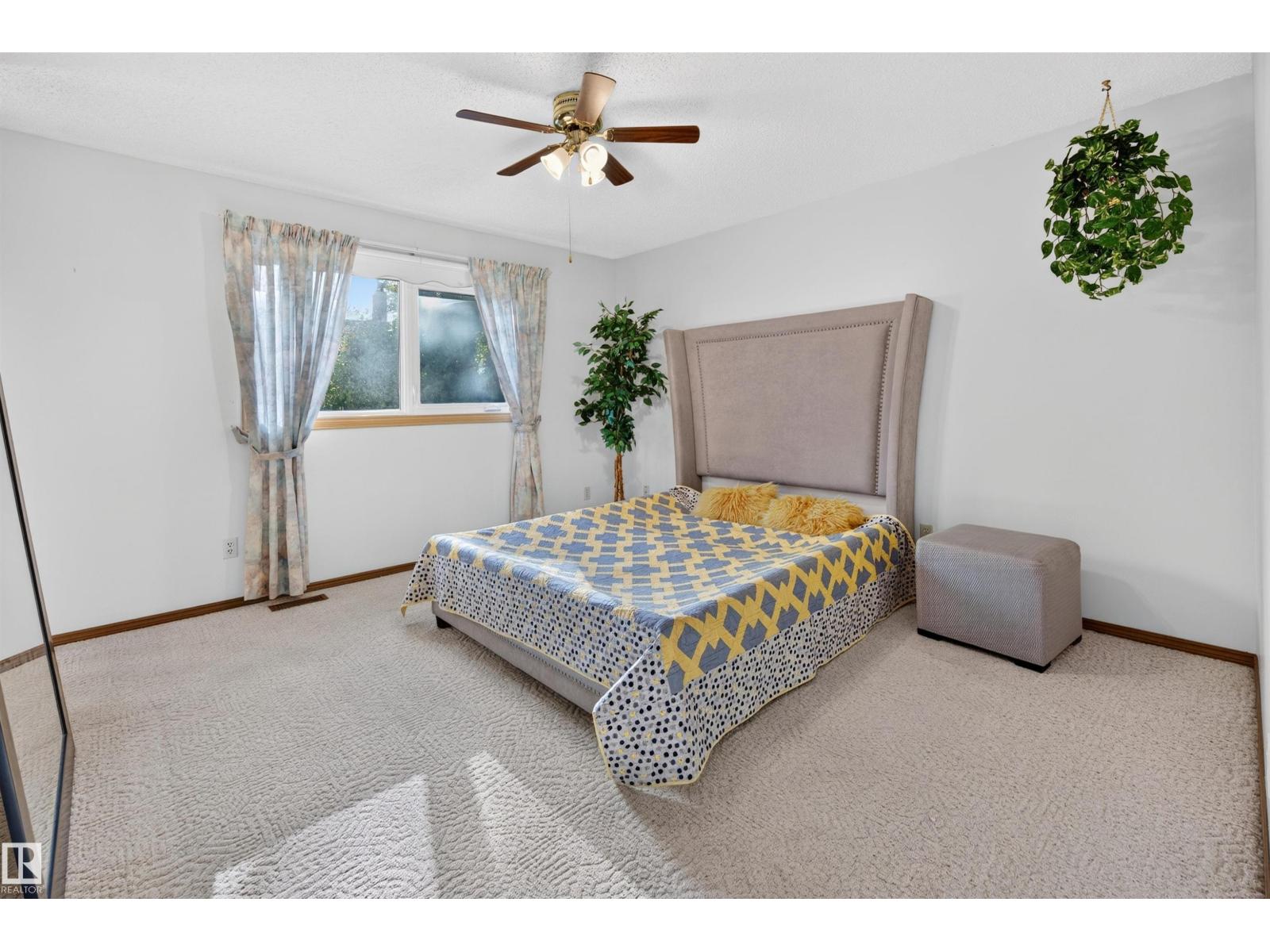 7 Langholm Dr Property Photo 11