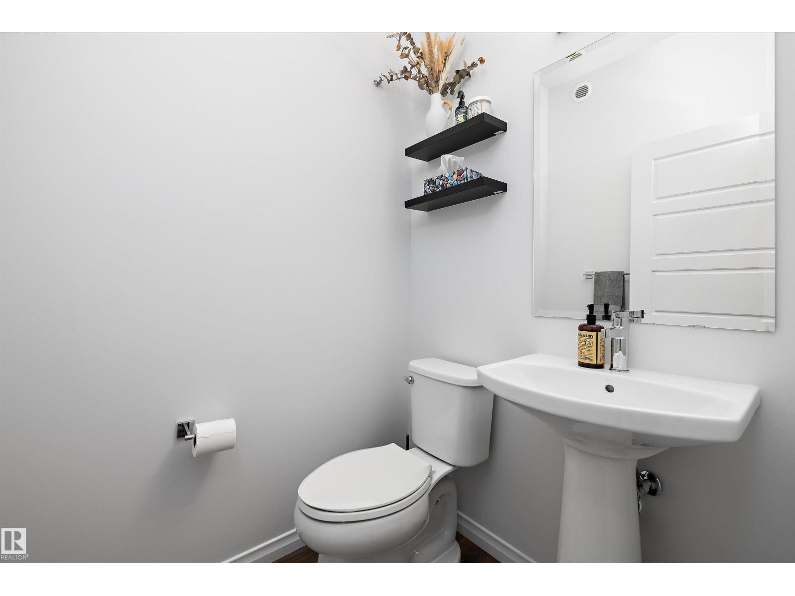 13052 211 St Nw Property Photo 17