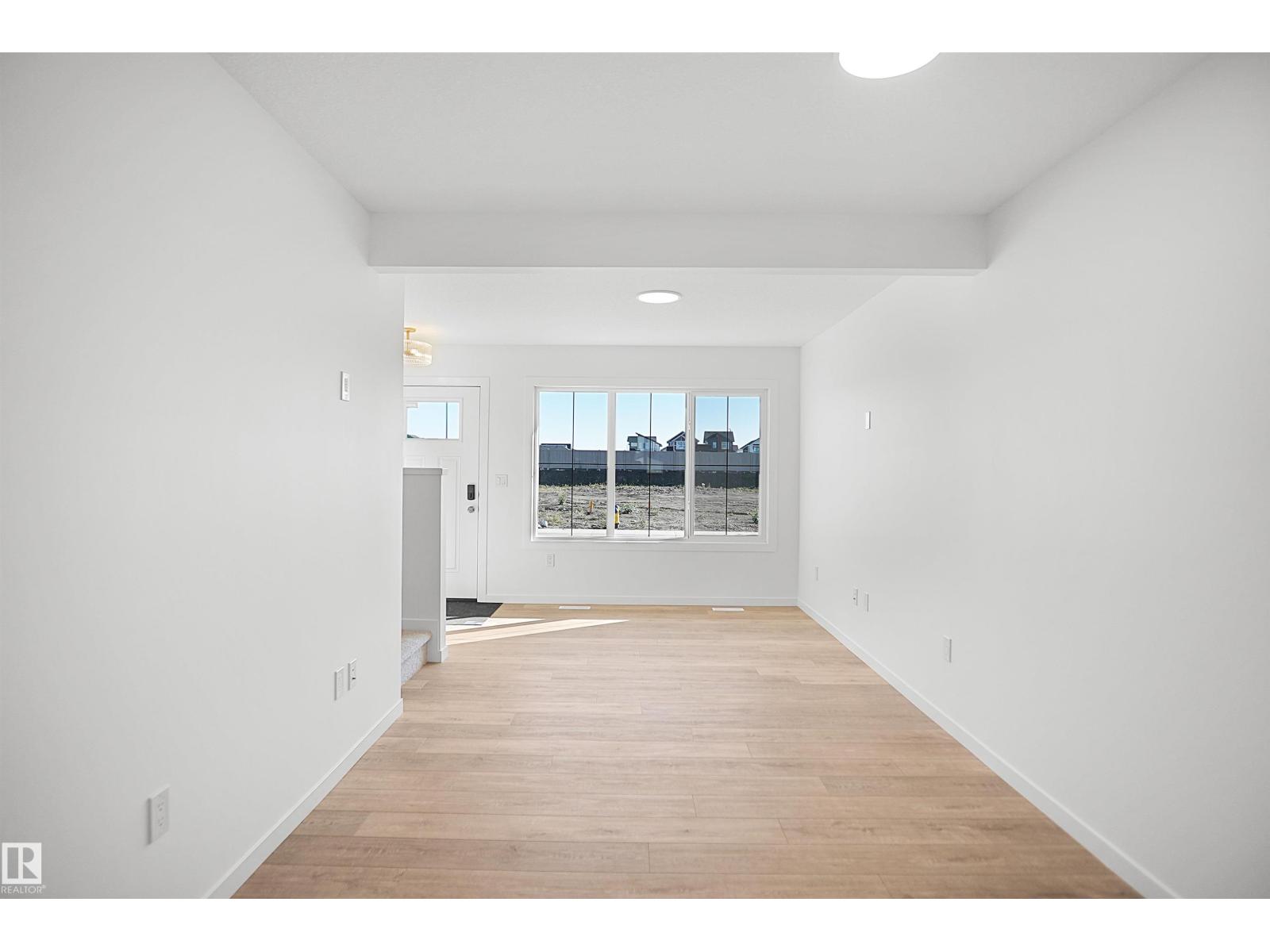 21006 24 Av Nw Property Photo 5