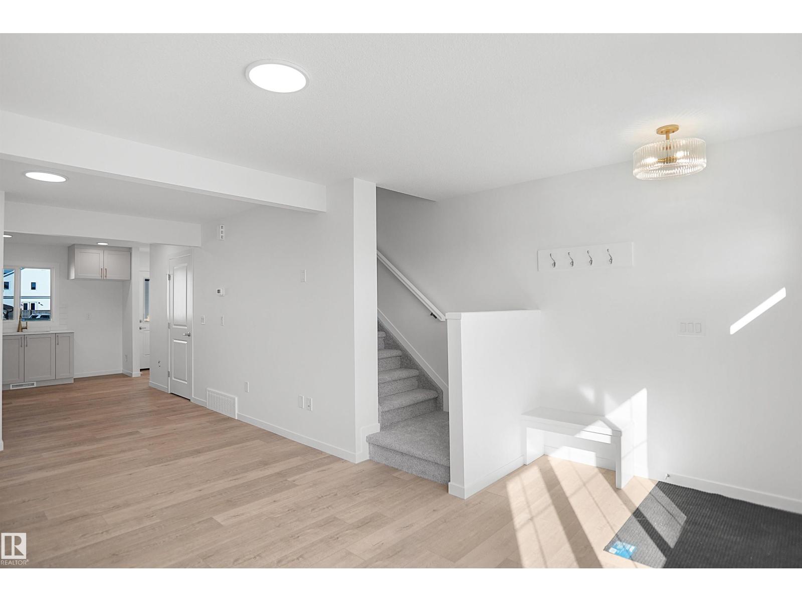 21006 24 Av Nw Property Photo 6