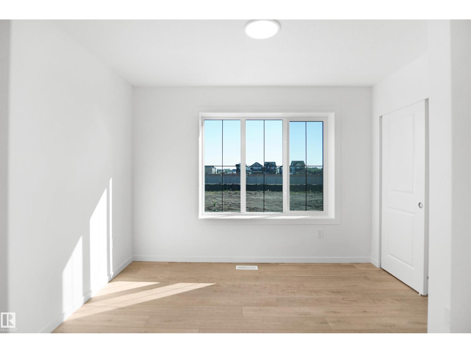 21006 24 Av Nw Property Photo 17