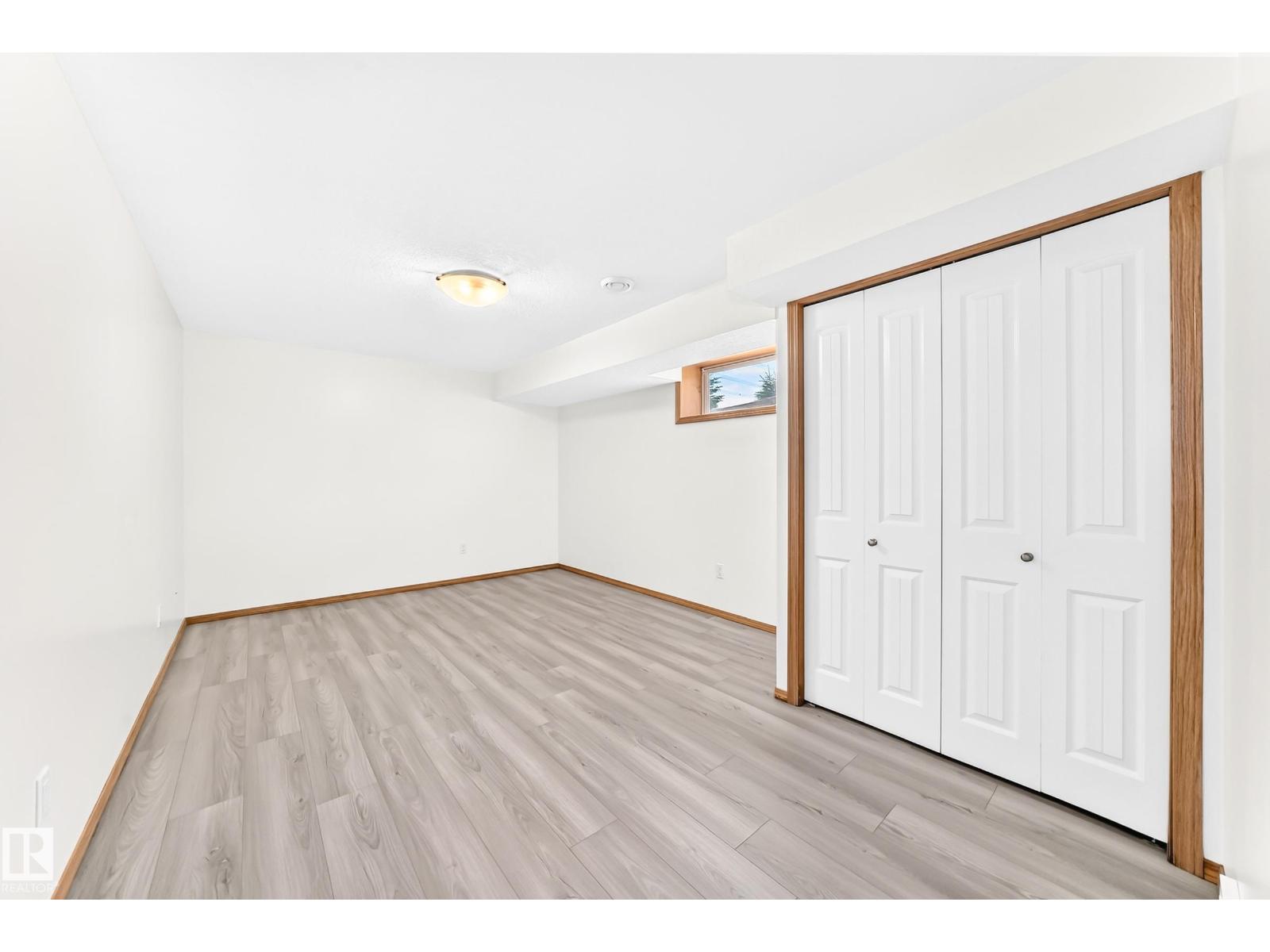 686 Kananaskis Dr Property Photo 41
