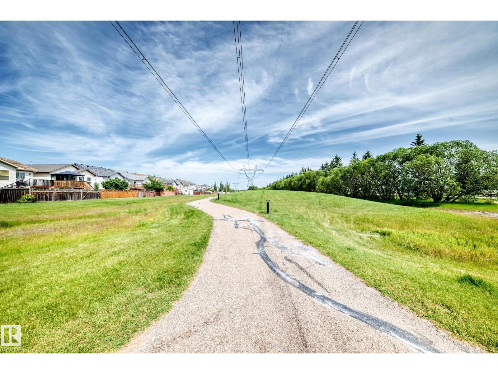 686 Kananaskis Dr Property Photo 53