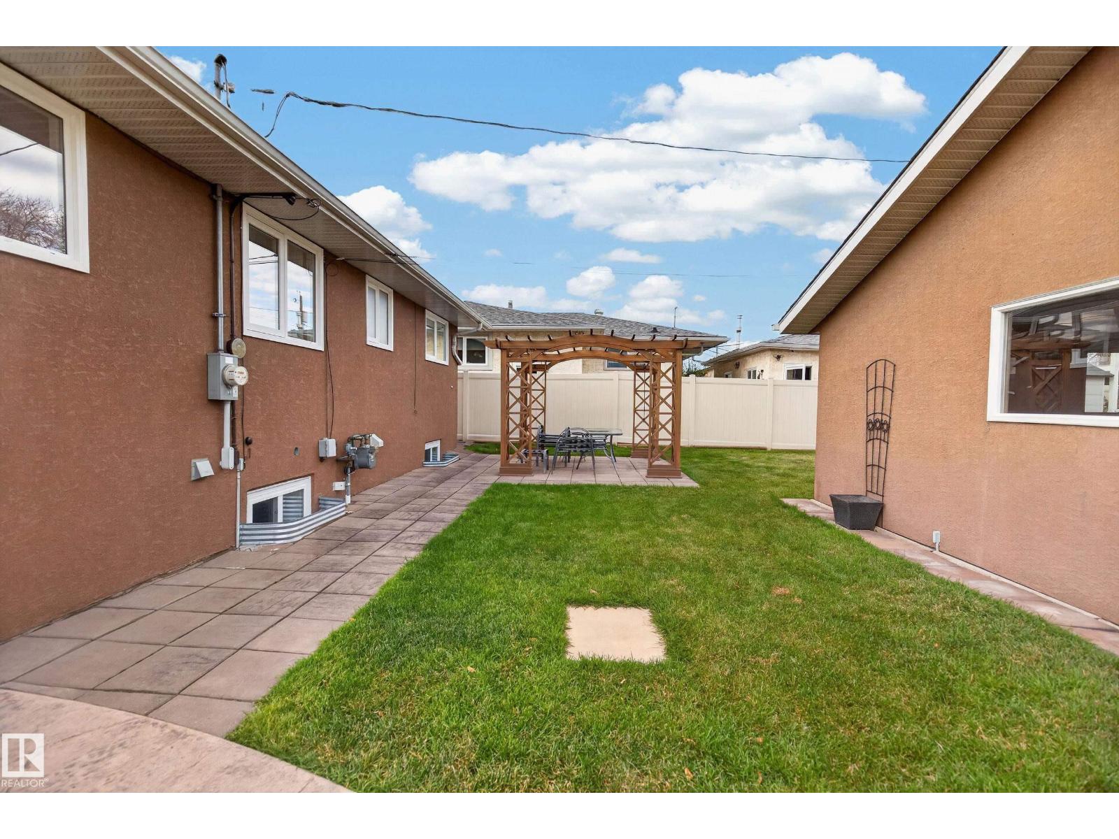 9108 132a Av Nw Property Photo 26