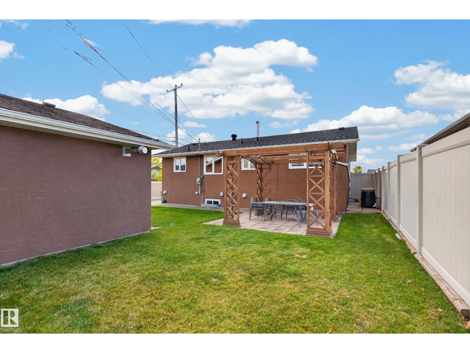 9108 132a Av Nw Property Photo 29