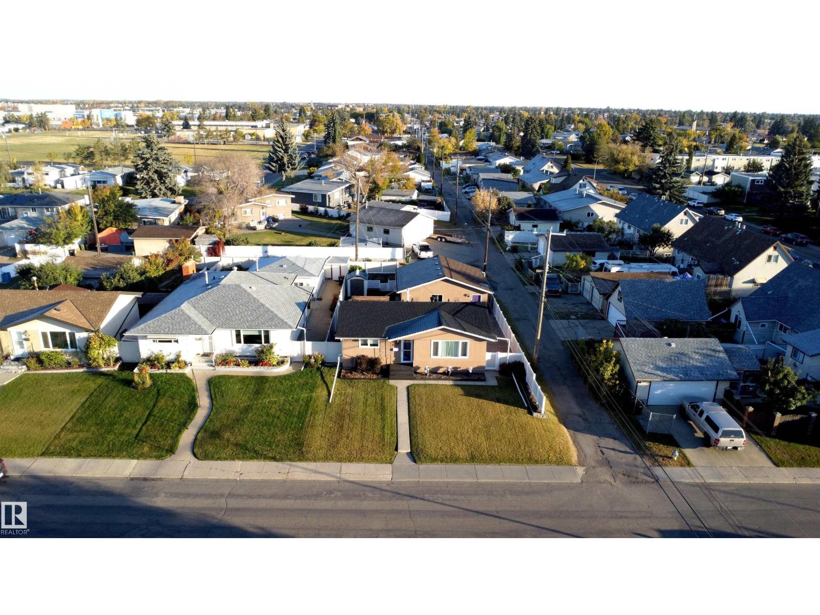9108 132a Av Nw Property Photo 33