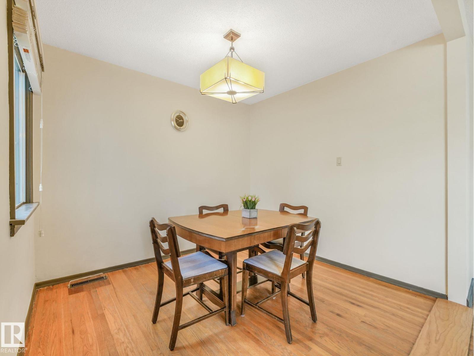 11160 68 St Nw Property Photo 9