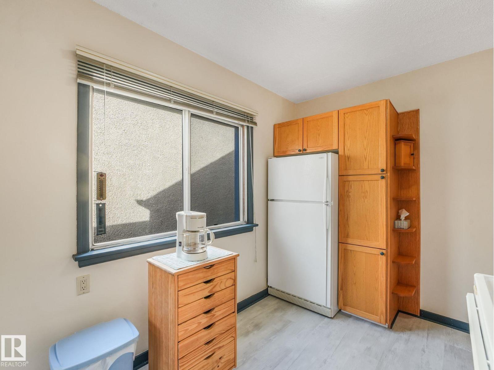 11160 68 St Nw Property Photo 16