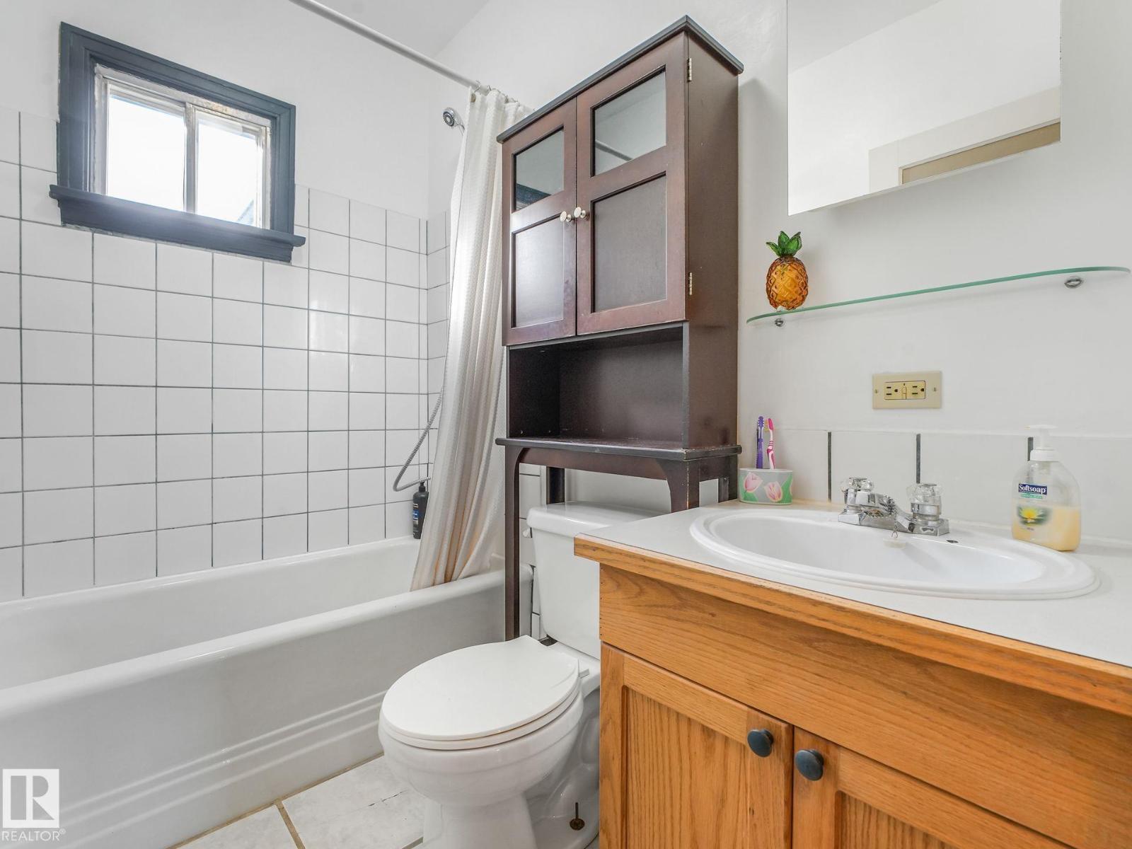 11160 68 St Nw Property Photo 20