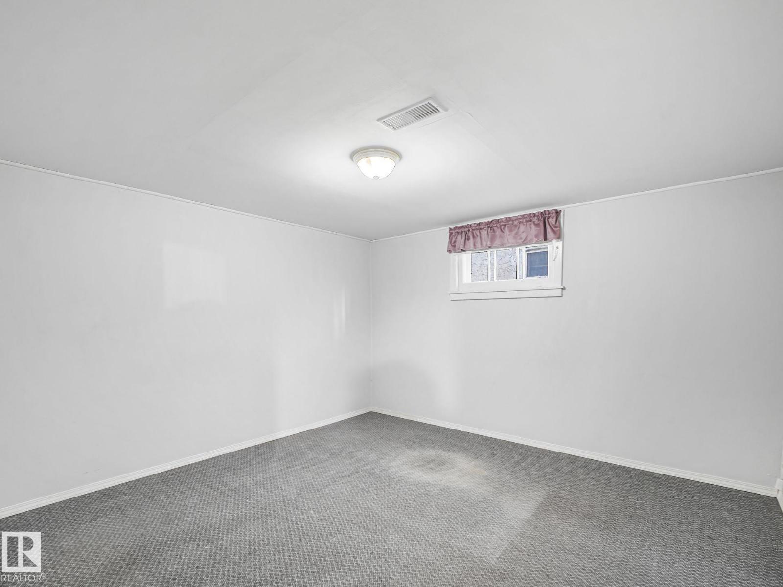 11160 68 St Nw Property Photo 27