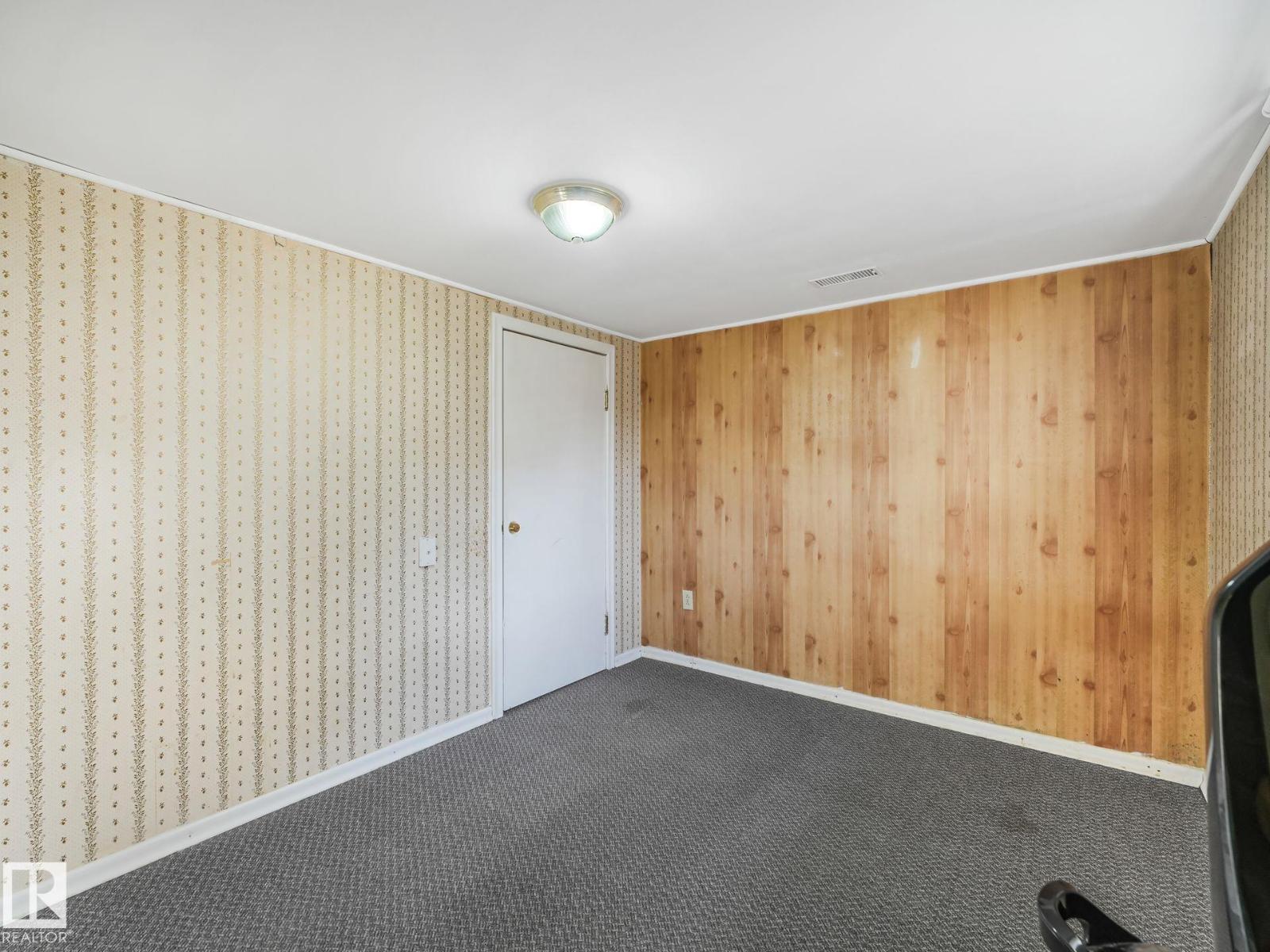 11160 68 St Nw Property Photo 29