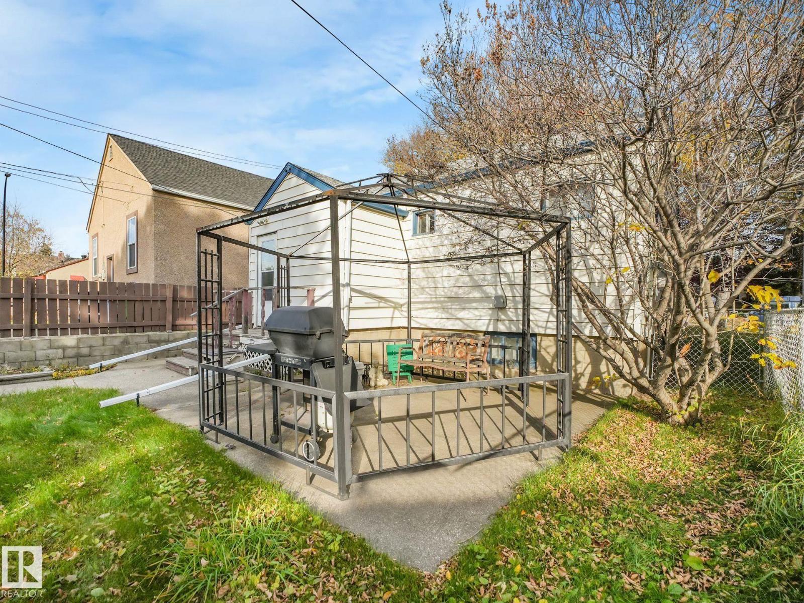 11160 68 St Nw Property Photo 37
