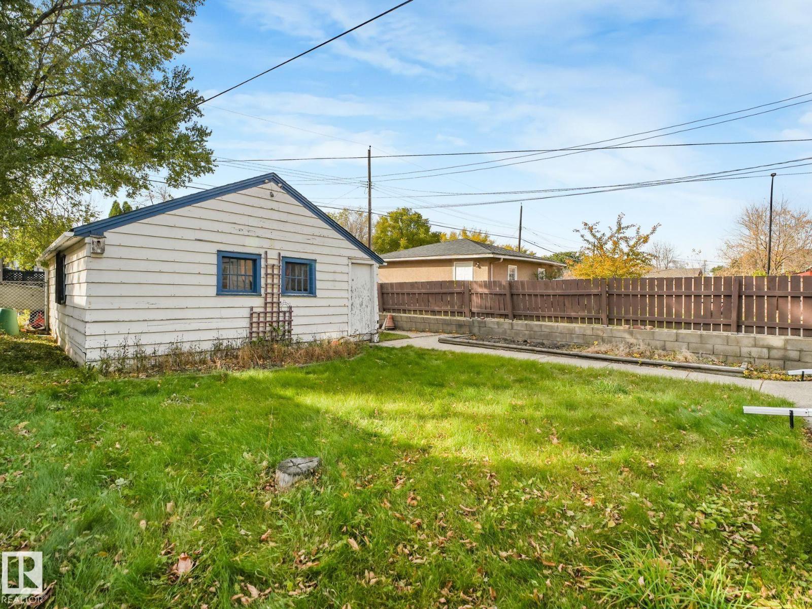 11160 68 St Nw Property Photo 38