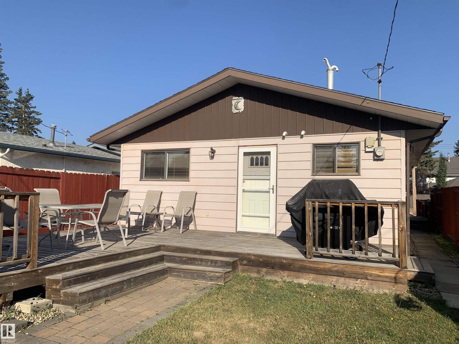 804a 1 Av Property Photo 2