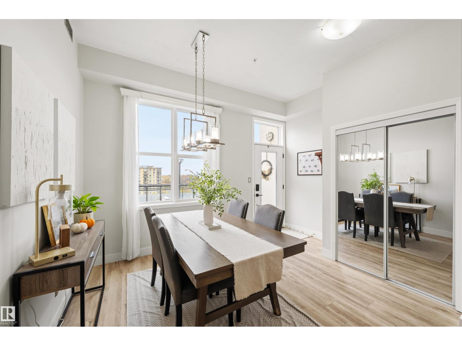 #714 10503 98 Av Nw Property Photo 3