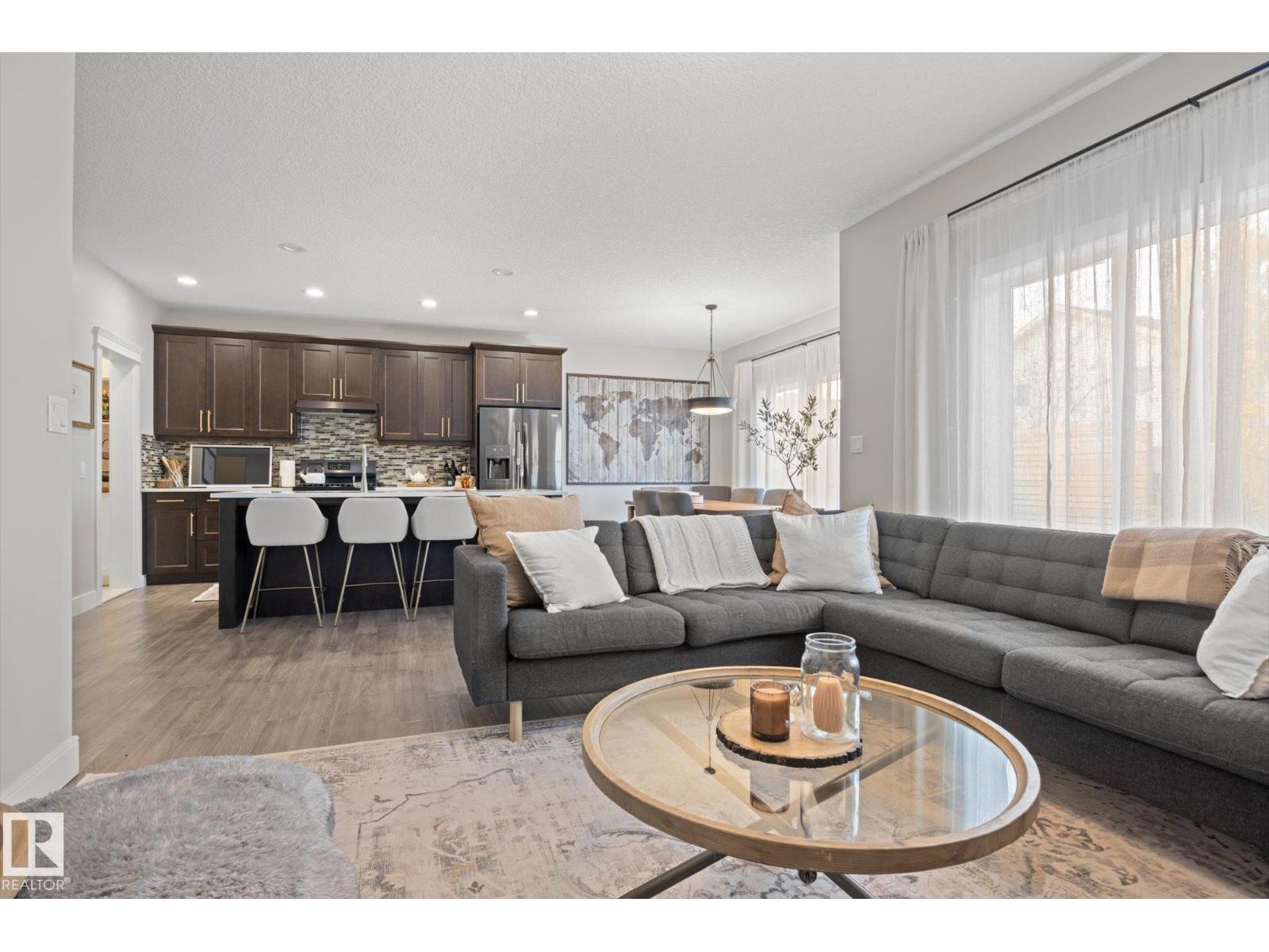 8706 96a Property Photo 8